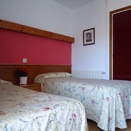 Hostal Magnolia Lloret de Mar Exterior photo