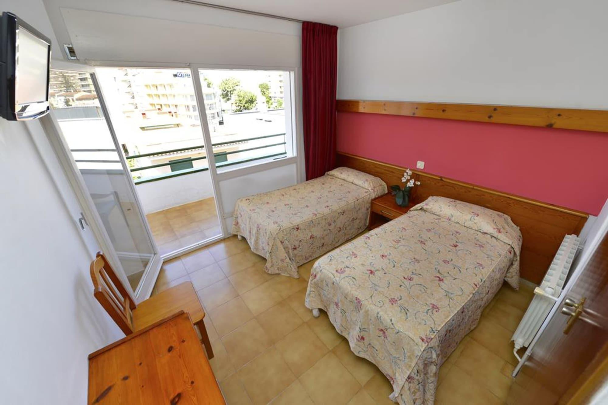 Hostal Magnolia Lloret de Mar Exterior photo