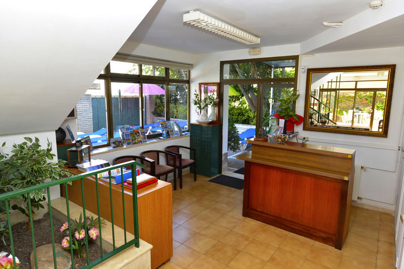 Hostal Magnolia Lloret de Mar Exterior photo