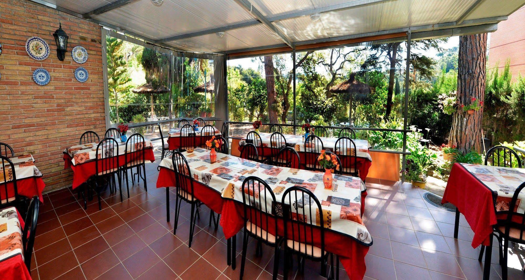Hostal Magnolia Lloret de Mar Exterior photo
